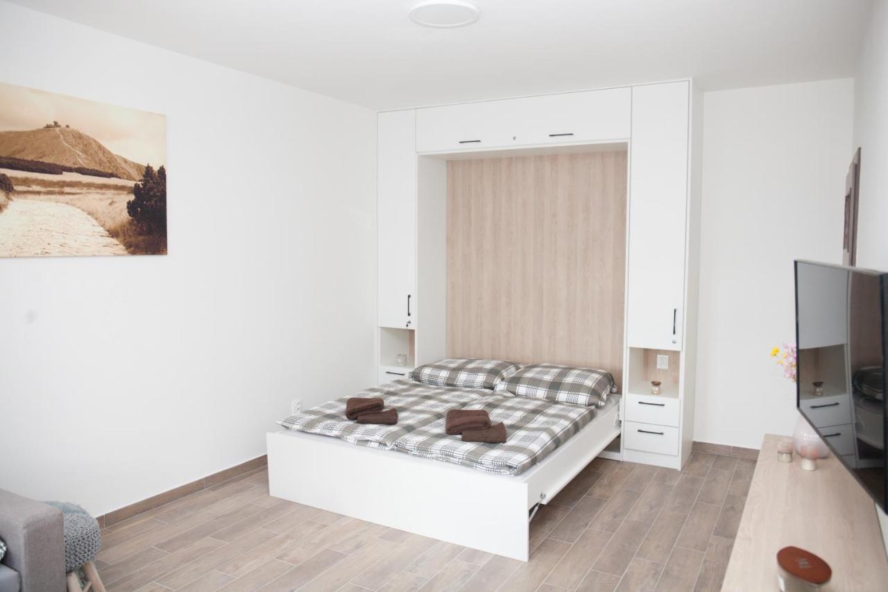 Apartman Horni Misecky J4 Dış mekan fotoğraf